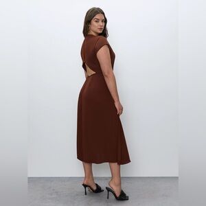 Aritzia Babaton Size 2 Hamptons Dress -  Brown